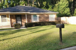 Southern Charm Vacation Rental